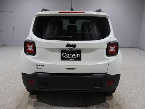 Alpine White Clearcoat 2020 Jeep Renegade Latitude