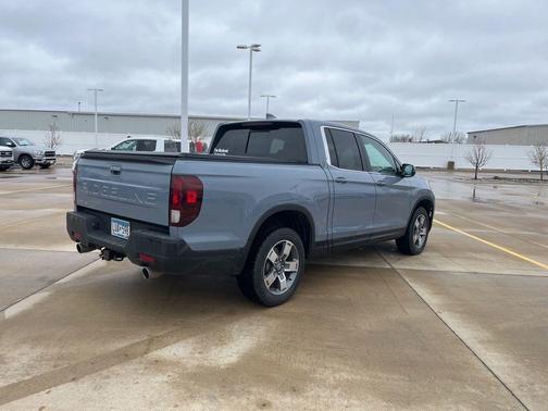 Sonic Gray Pearl 2024 Honda Ridgeline RTL