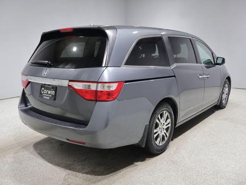 Polished Metal 2013 Honda Odyssey EX-L