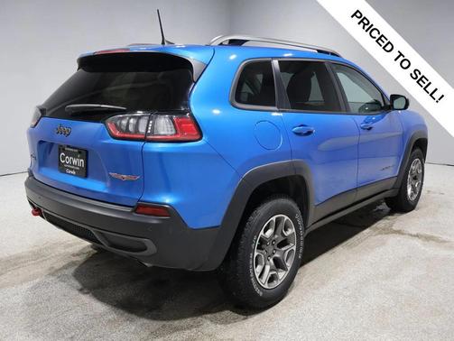 2020 Jeep Cherokee Trailhawk