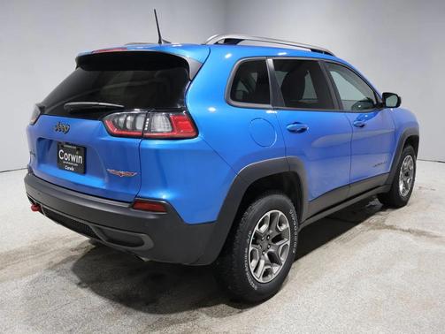 2020 Jeep Cherokee Trailhawk