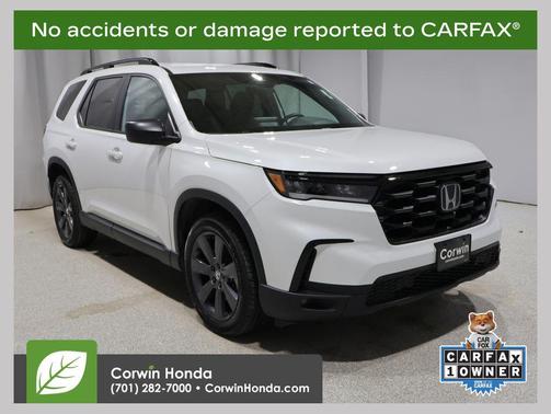 Platinum White Pearl 2023 Honda Pilot AWD Sport