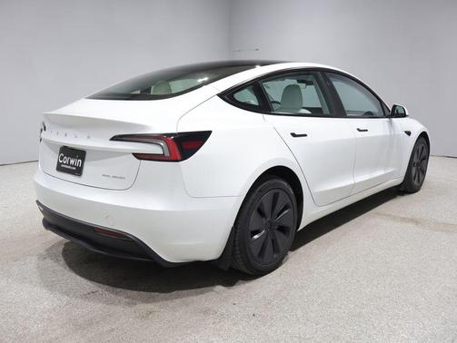 Pearl White Multi-Coat 2024 Tesla Model 3 Long Range