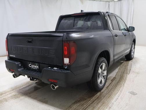 Crystal Black Pearl 2026 Honda Ridgeline RTL