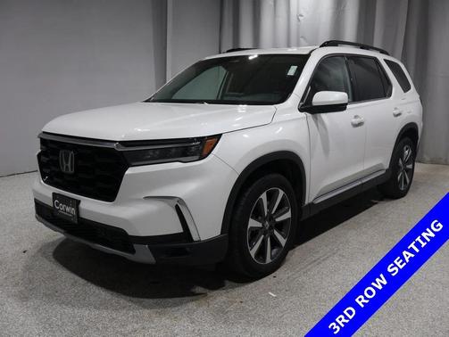 2023 Honda Pilot Touring 8-Passenger
