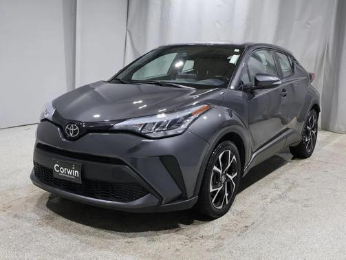 2022 Toyota C-HR XLE