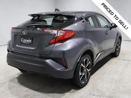 2022 Toyota C-HR XLE