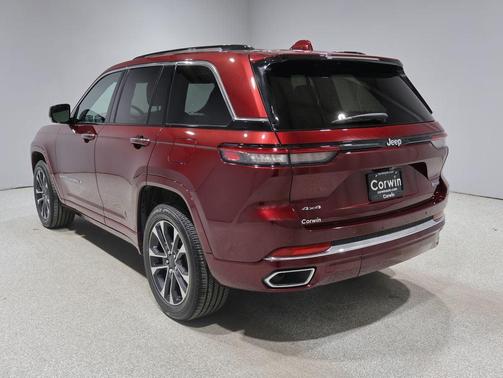 Velvet Red Pearlcoat 2022 Jeep Grand Cherokee Overland