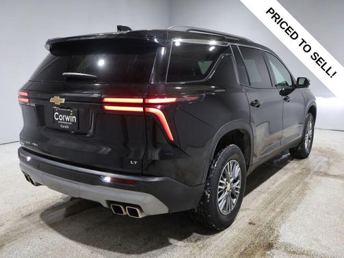 2024 Chevrolet Traverse LT