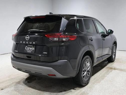 2022 Nissan Rogue S