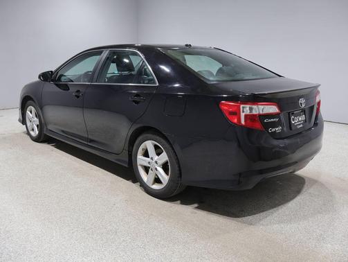 Attitude Black 2013 Toyota Camry SE