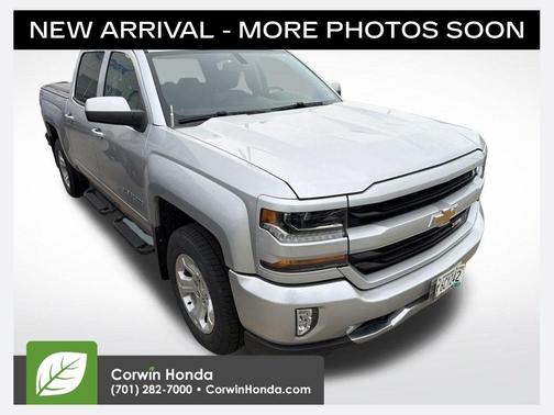 Silver Ice Metallic 2018 Chevrolet Silverado 1500 2LT