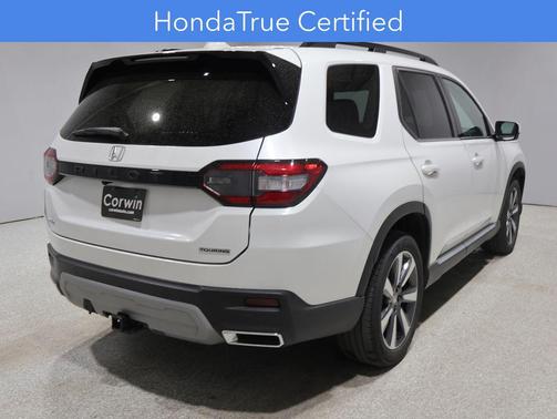 Platinum White Pearl 2025 Honda Pilot Touring 8-Passenger