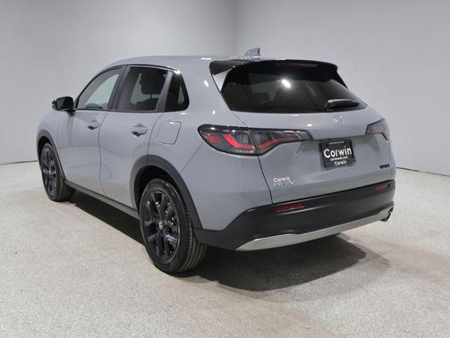 Urban Gray Pearl 2025 Honda HR-V AWD Sport