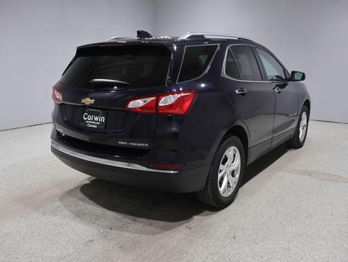 Midnight Blue Metallic 2021 Chevrolet Equinox Premier w/1LZ