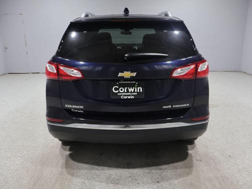 Midnight Blue Metallic 2021 Chevrolet Equinox Premier w/1LZ