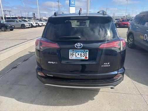 2018 Toyota RAV4 Hybrid XLE