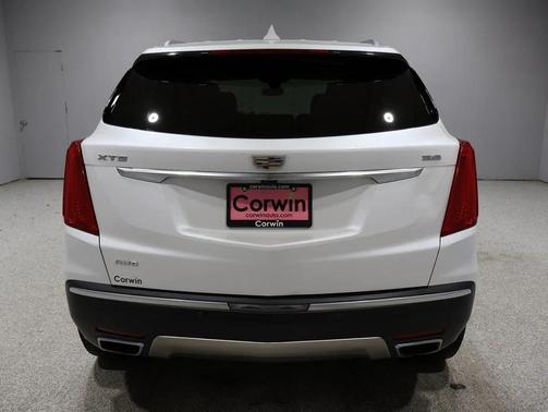 2017 Cadillac XT5 Platinum