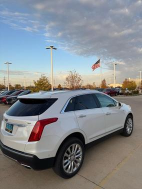 2017 Cadillac XT5 Platinum