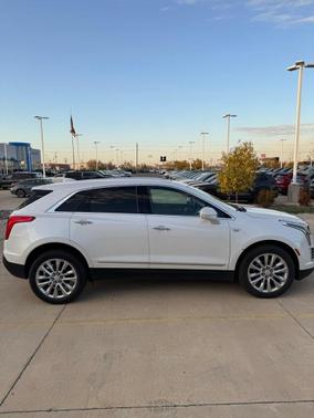 2017 Cadillac XT5 Platinum