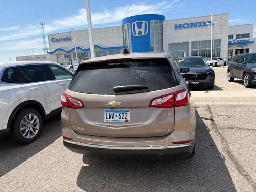 Sandy Ridge Metallic 2018 Chevrolet Equinox LT