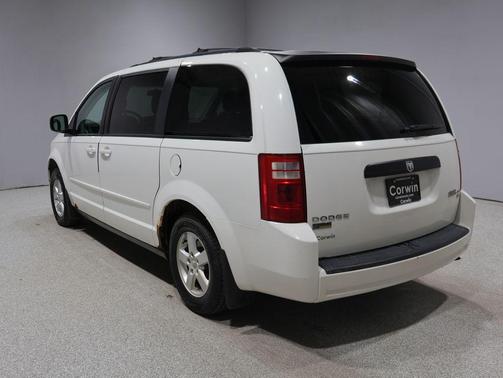 Stone White Clearcoat 2010 Dodge Grand Caravan SE