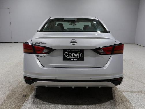 2024 Nissan Altima 2.5 S