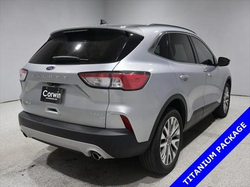 2022 Ford Escape Titanium