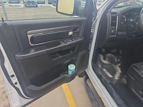 Bright White Clearcoat 2013 RAM 1500 Sport