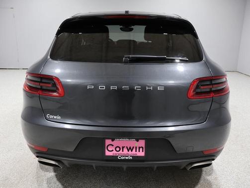 2018 Porsche Macan 