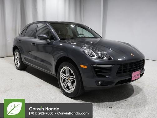 2018 Porsche Macan 