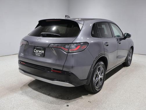 Modern Steel Metallic 2025 Honda HR-V EX-L