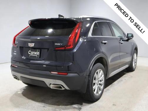 2023 Cadillac XT4 Premium Luxury