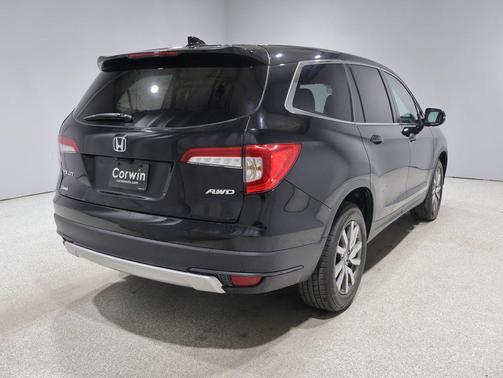 Crystal Black Pearl 2019 Honda Pilot EX-L