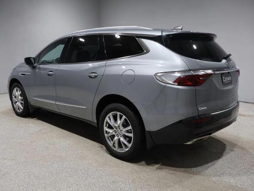 2023 Buick Enclave Essence AWD