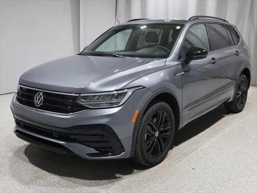 2022 Volkswagen Tiguan 2.0T SE R-Line Black 4MOTION