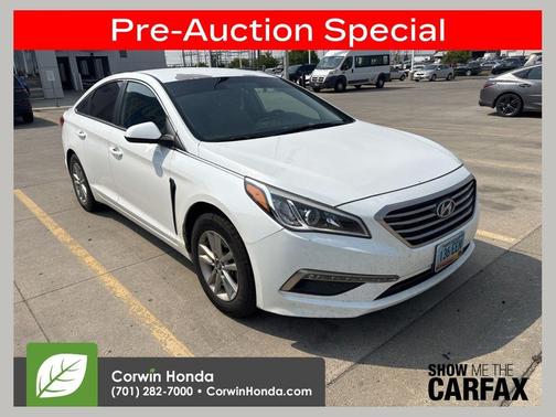 Quartz White Pearl 2015 Hyundai SONATA SE
