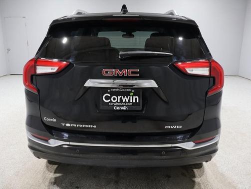 2022 GMC Terrain Denali