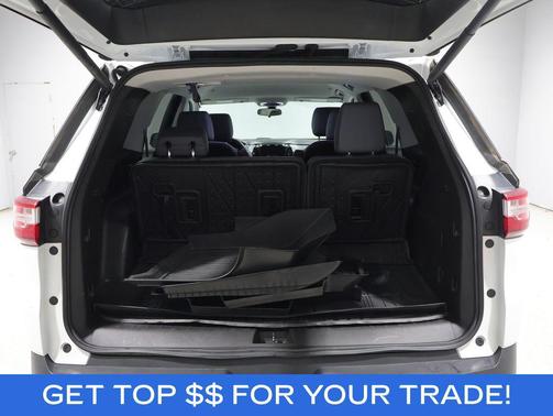 Summit White 2021 Chevrolet Traverse LT Leather