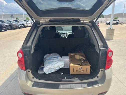 Gold Mist Metallic 2010 Chevrolet Equinox LT