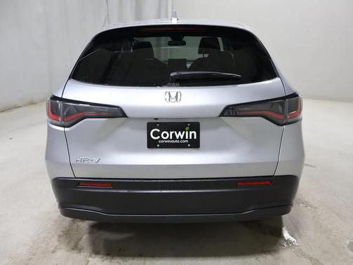 2026 Honda HR-V LX