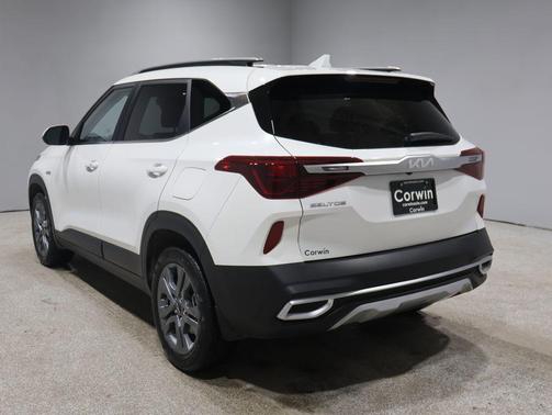 2023 Kia Seltos S