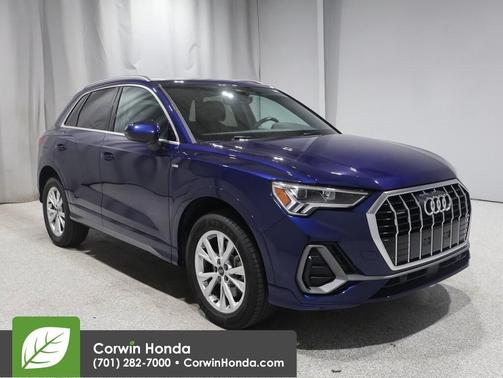 2024 Audi Q3 Premium 45 TFSI S line quattro Tiptronic
