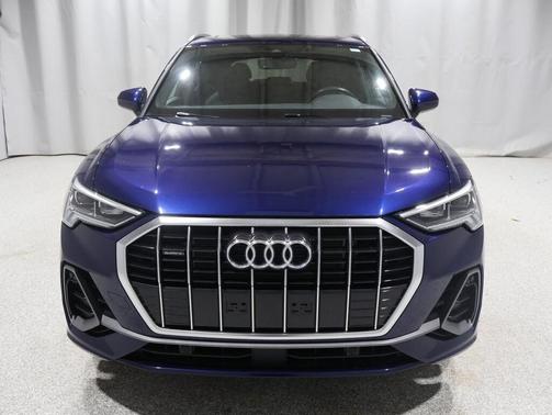 2024 Audi Q3 Premium 45 TFSI S line quattro Tiptronic