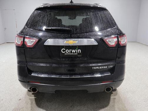 Mosaic Black Metallic 2016 Chevrolet Traverse LTZ