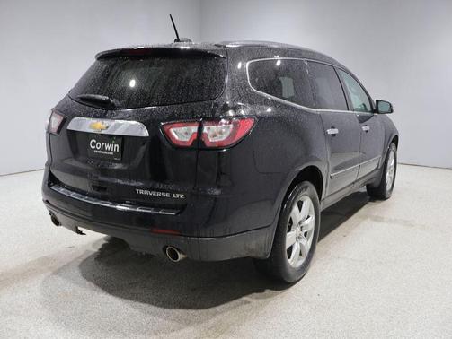 Mosaic Black Metallic 2016 Chevrolet Traverse LTZ
