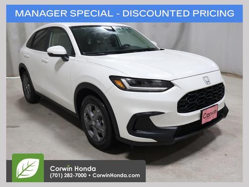 Platinum White Pearl 2026 Honda HR-V LX