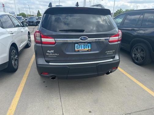 2022 Subaru Ascent Limited 7-Passenger