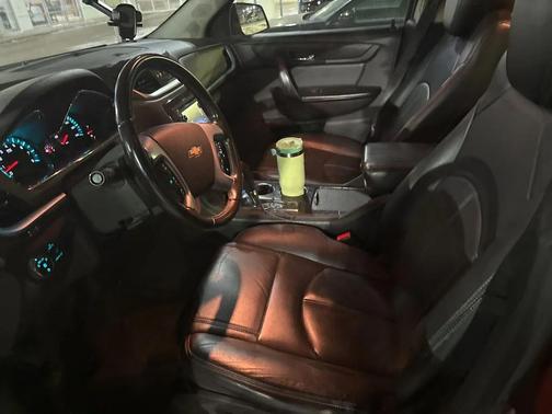 2017 Chevrolet Traverse 2LT