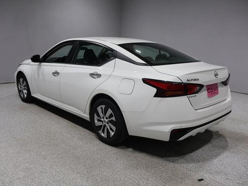 2024 Nissan Altima S FWD